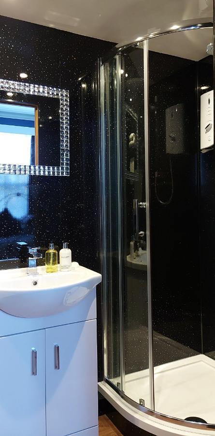 Park Dene Room Only Уитби Екстериор снимка